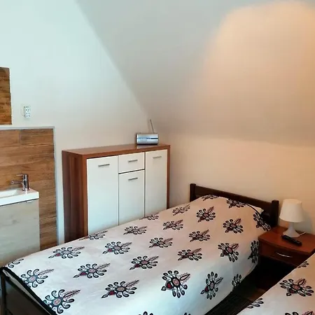 Wiktoria Quarto em Acomodações Particulares *