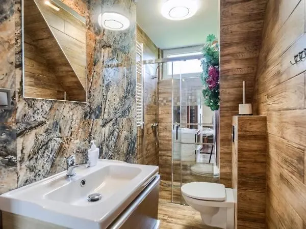 Wiktoria Alloggio in famiglia *