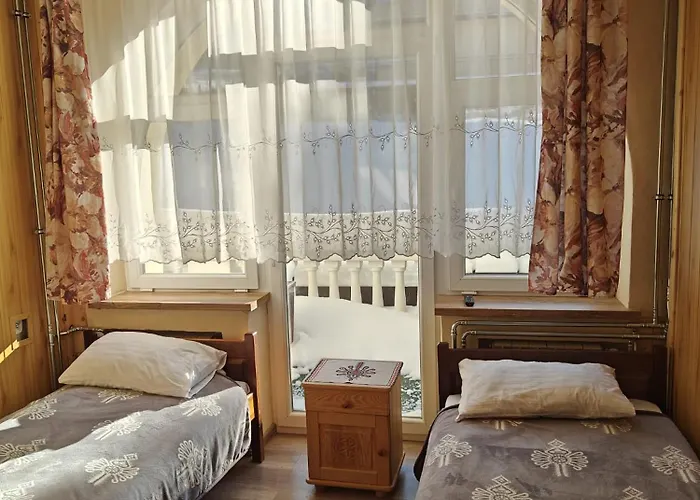 Wiktoria Alloggio in famiglia *