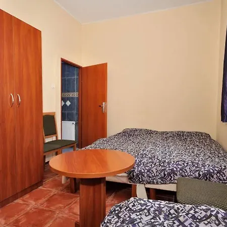 Δωμάτια σε οικογενειακή κατοικία Balance & Ζακοπάνε